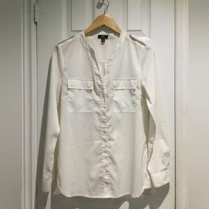 4/$20 Chic By Jacob Cream Blouse